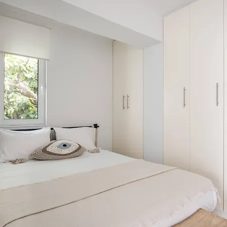 Bliss Living Apartment Vouliagmeni Exterior photo