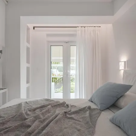 Bliss Living Apartment Vouliagmeni Exterior photo