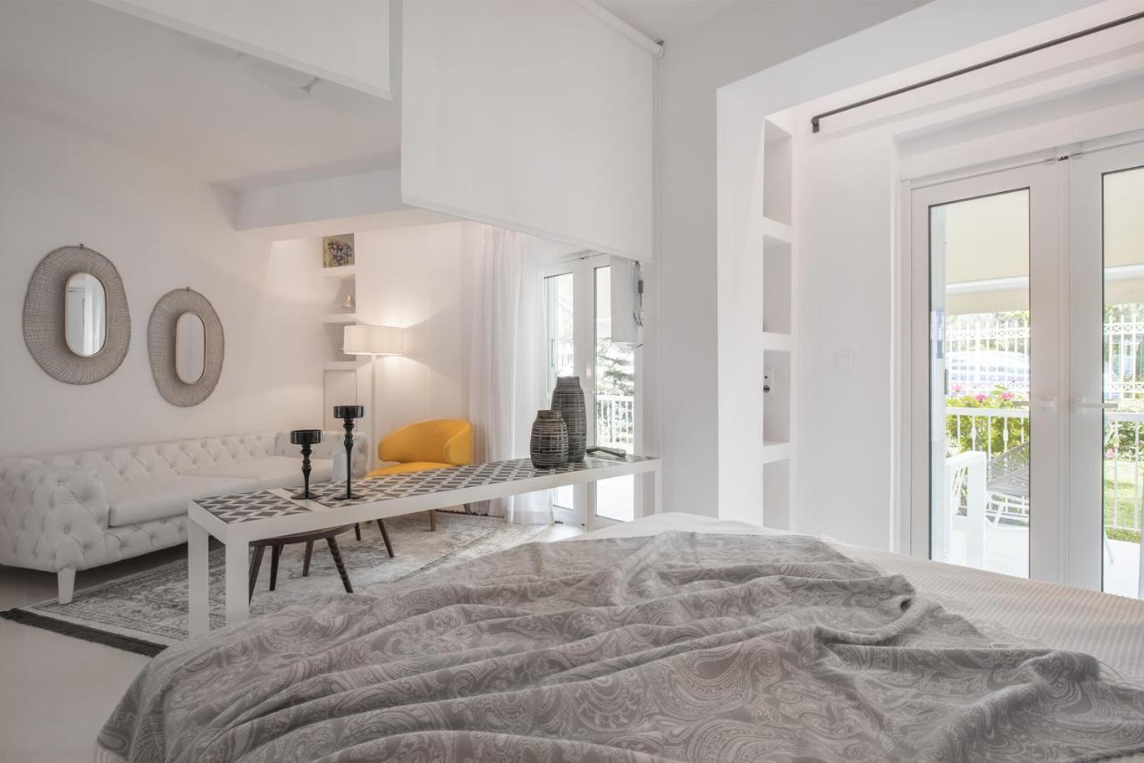 Apartment Bliss Living *